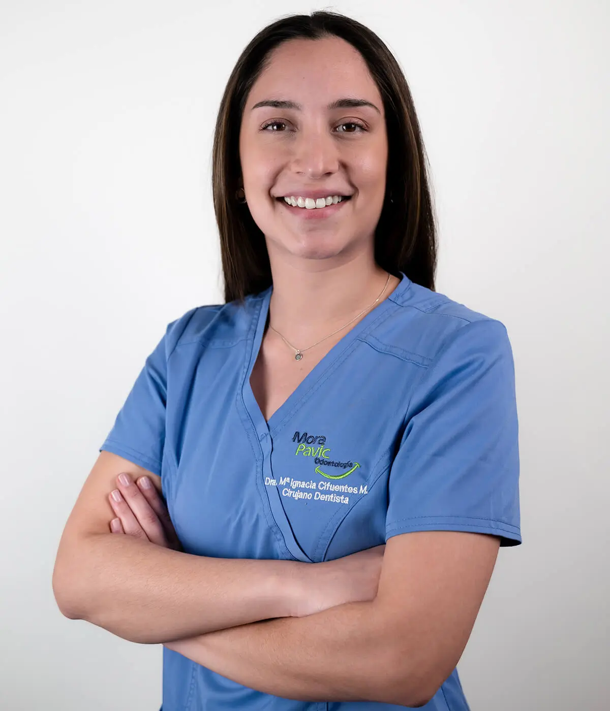 Dra. María Ignacia Cifuentes, cirujano dentista en Clínica Mora Pavic