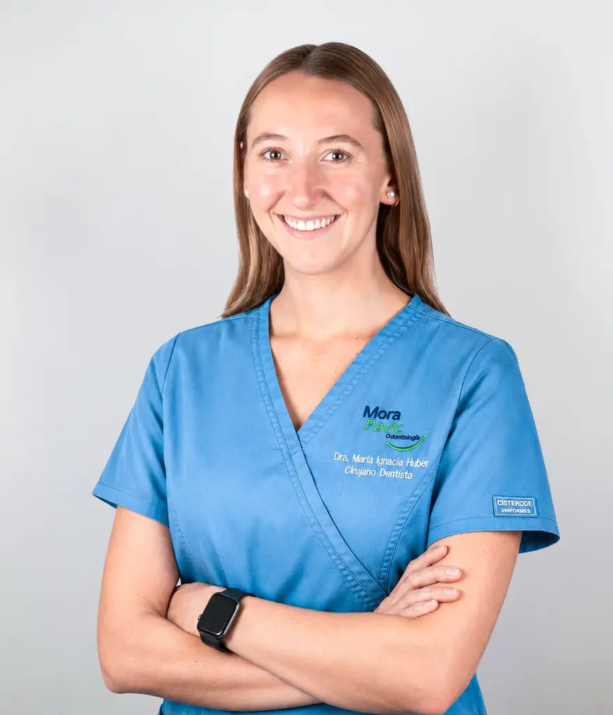 Dra. María Ignacia Huber, cirujano dentista en Clínica Mora Pavic Apoquindo
